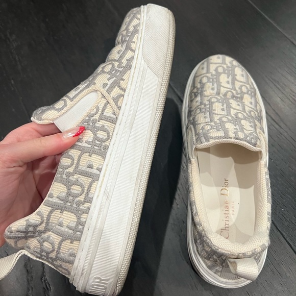 Dior solar oblique embroid sneaker in Grey Stone - Picture 7 of 16